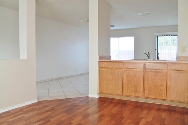 Building Photo - 7955 Ruby Meadow