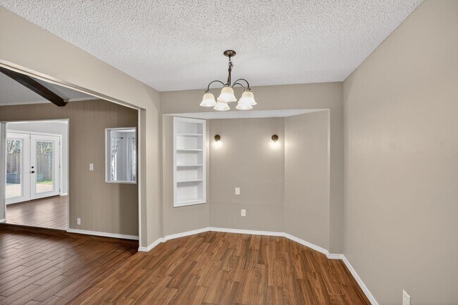 Building Photo - 2511 Ironwood Ct