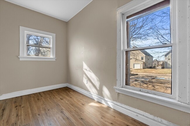 Building Photo - 26th St Milwaukee Duplex