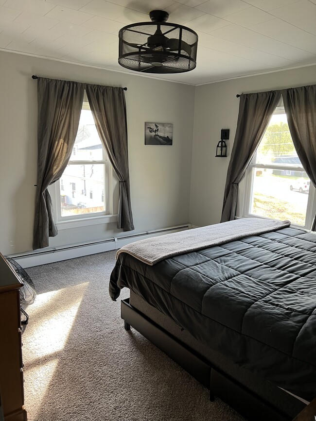 Building Photo - 3020 Parnell Ave