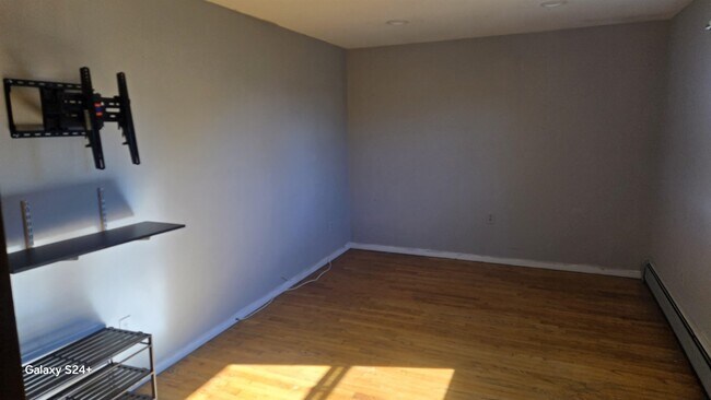 Building Photo - 1723 41st St