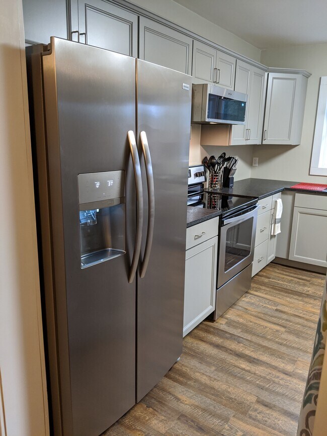 Building Photo - 1279 Upper Mulberry St