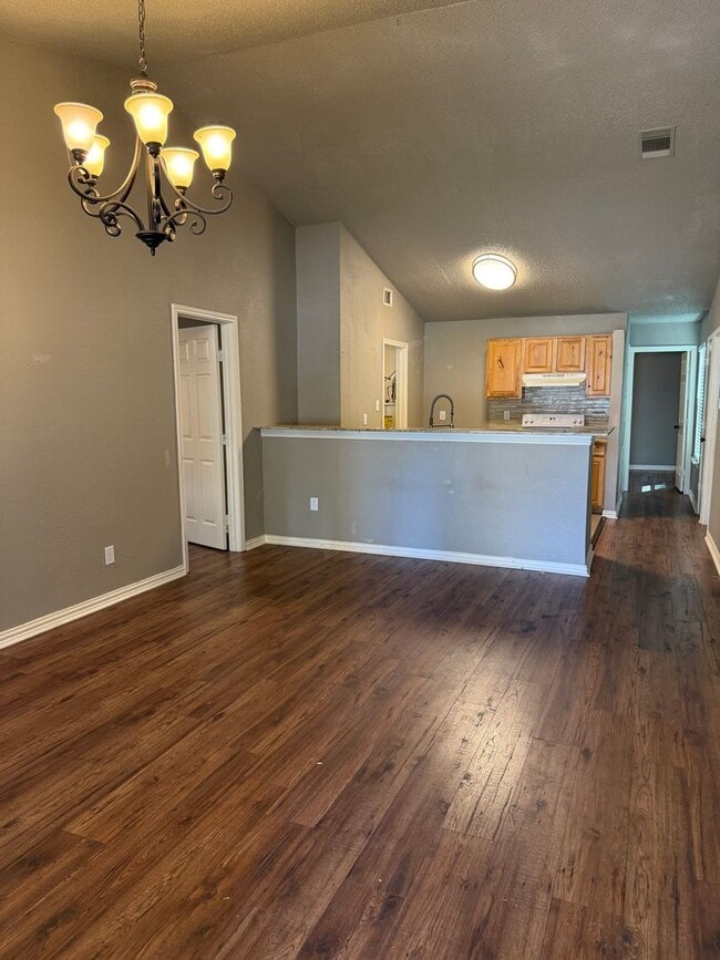Building Photo - 3 bedroom 2 bathroom house in 76137