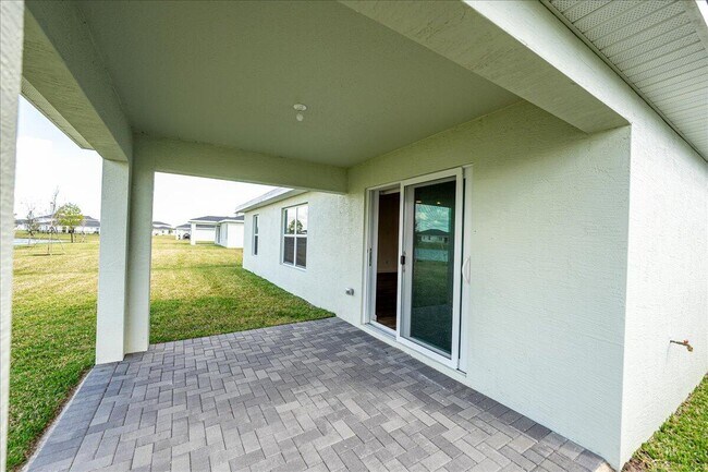 Building Photo - 6362 Windwood Wy