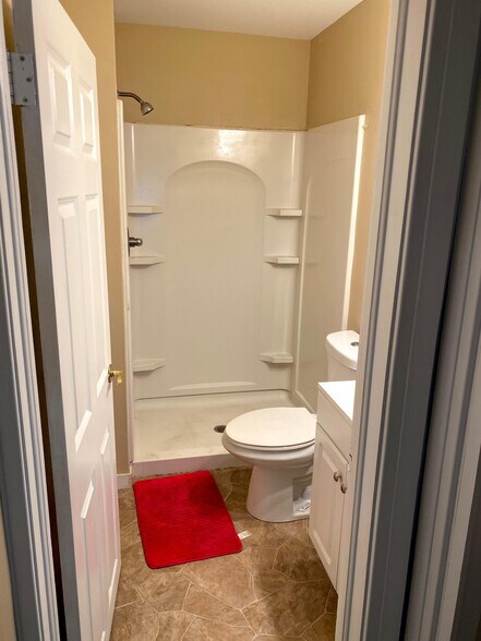 Primary Photo - 403 F Ave NW