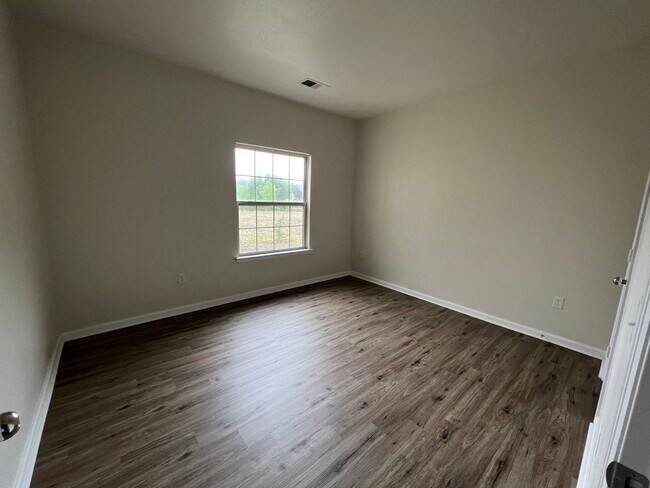 Building Photo - 5620 Fossil Creek Pky