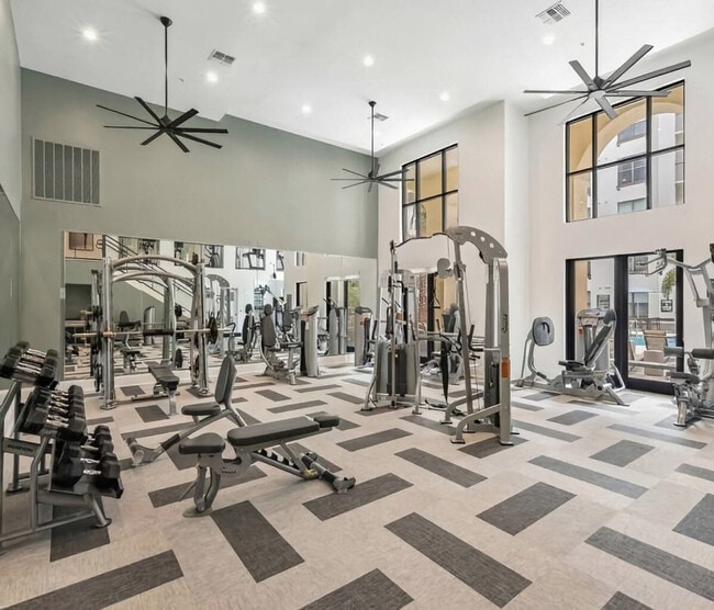 Building Photo - 4504 W Spruce St