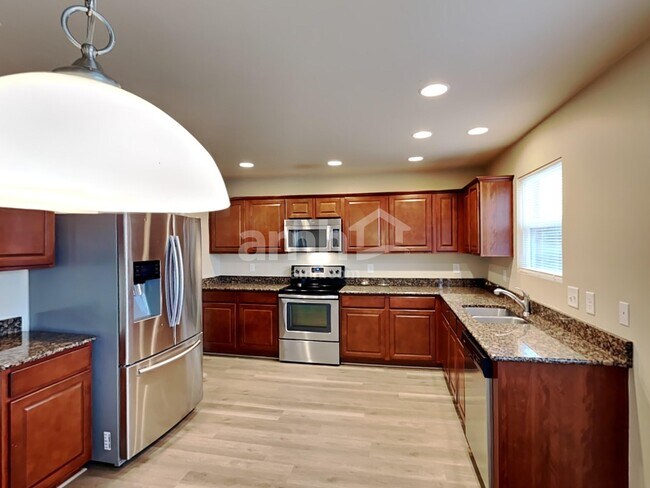 Building Photo - 1040 Fulman Rd