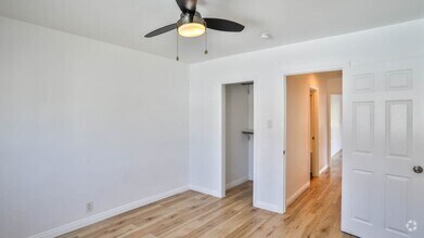 Building Photo - East LA duplex