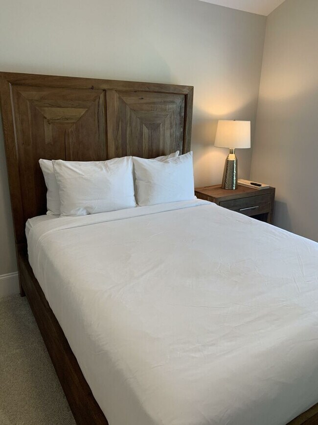 Building Photo - 4230 Old Cherokee St