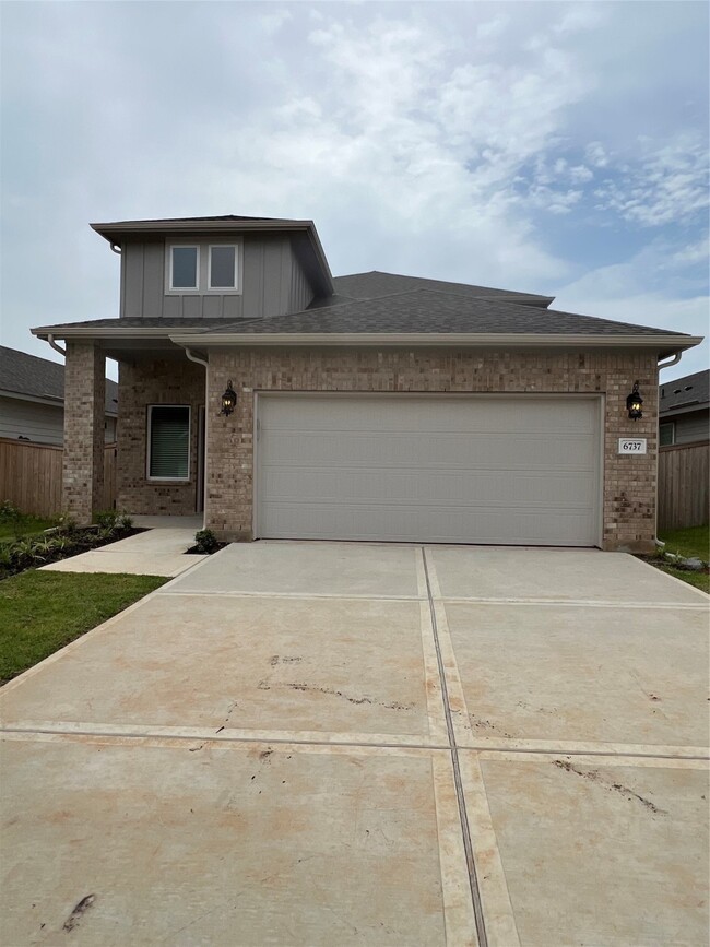 Building Photo - 6737 Chinapkin Oak Ln