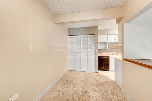 Building Photo - 4565 S Lowell Blvd