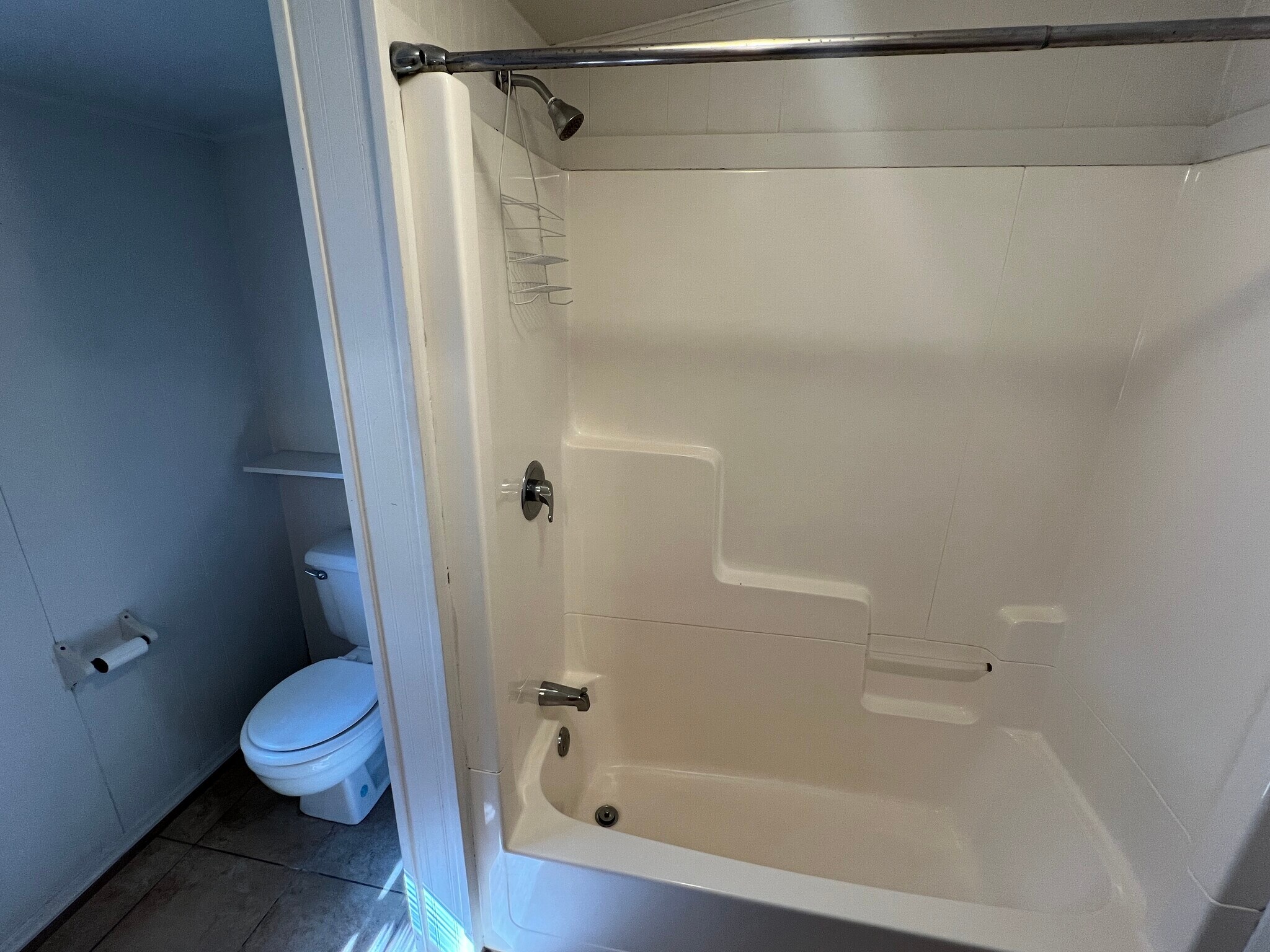 Building Photo - 6505 10th St SE