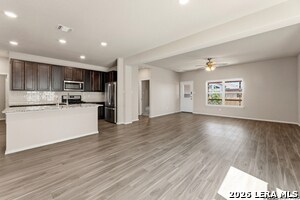 Building Photo - 513 Chelson Hunt