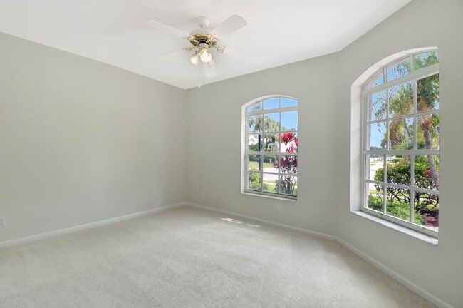 Building Photo - 6779 Indianwood Way