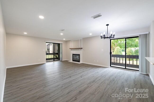 Building Photo - 712 Mallard Head Pl