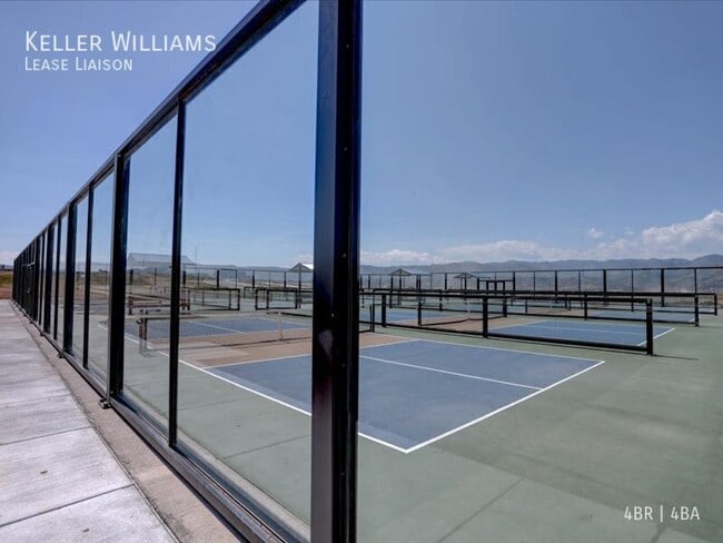 Building Photo - 8800 Hugo Dr