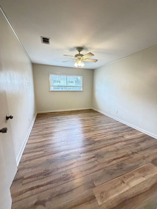 Building Photo - 115 Choctaw Rd