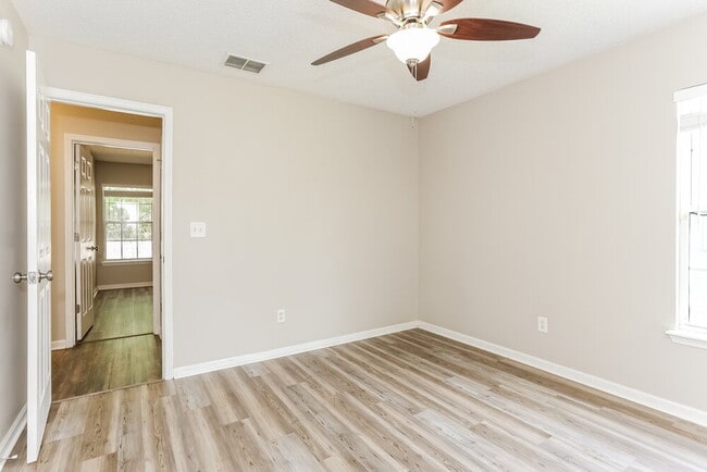 Building Photo - 2743 Cold Creek Blvd