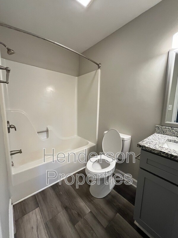 Building Photo - 581 Star Light Dr