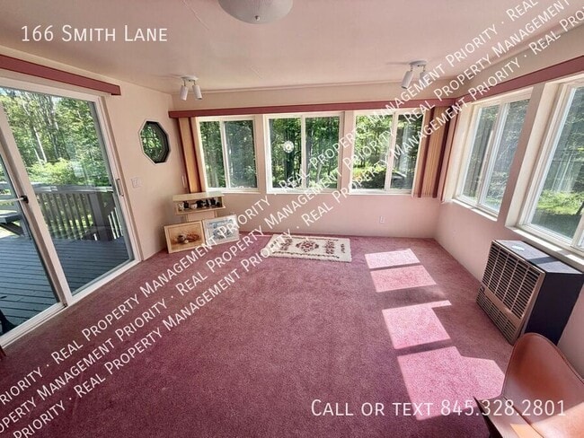 Building Photo - 166 Smith Ln