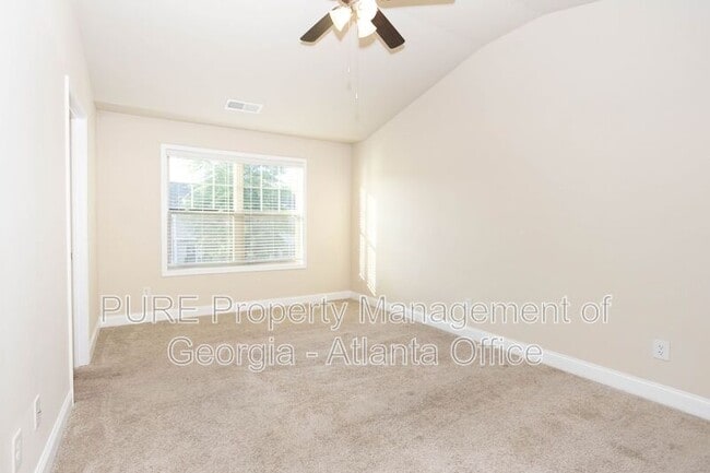 Building Photo - 195 Orchard Dr