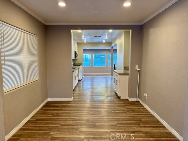 Building Photo - 732 Niles St