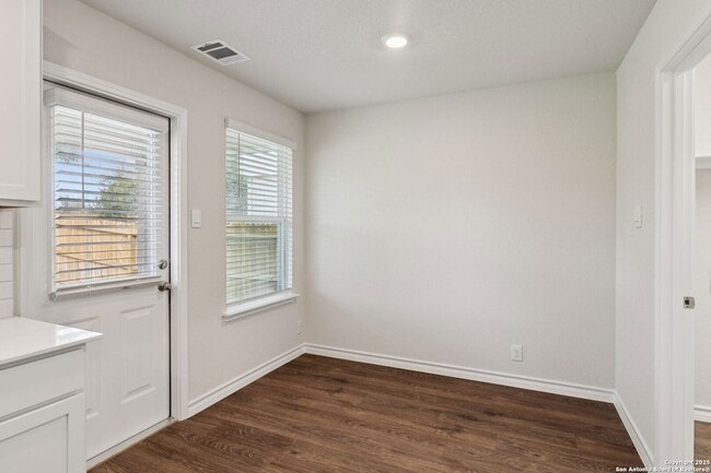 Building Photo - 22811 Tee Shot