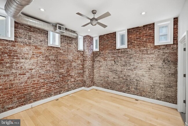 Building Photo - 1209 13th St NW