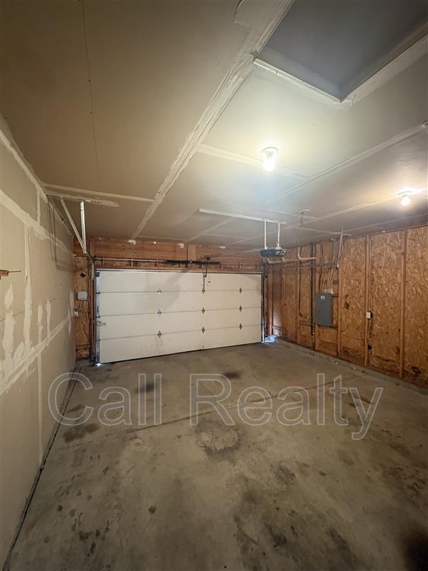Building Photo - 18716 E Augusta Ct