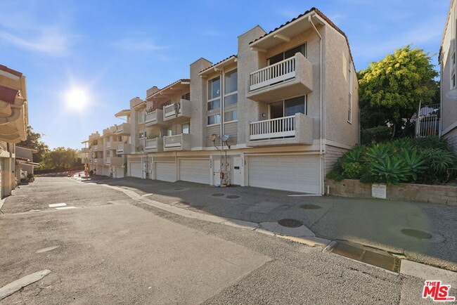 Building Photo - 28370 Rey De Copas Ln