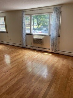 Building Photo - 809 East Ave