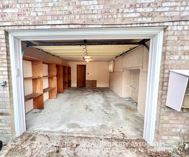 Building Photo - 2437 NW 58th St