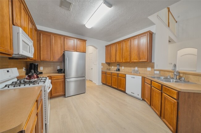 Building Photo - 9610 Beckwood Post Dr