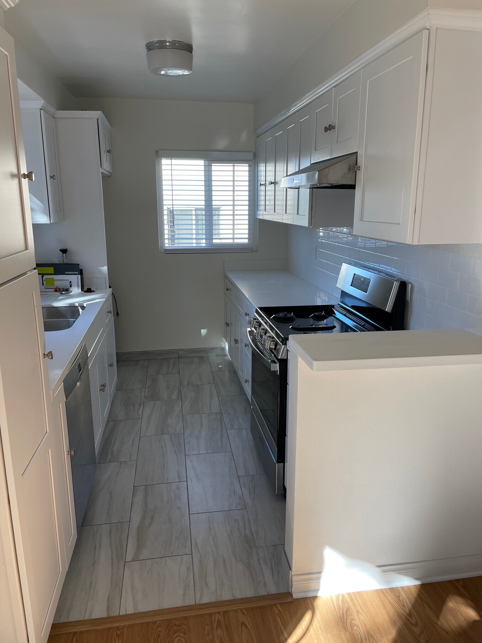 Building Photo - 8437 Blackburn Ave