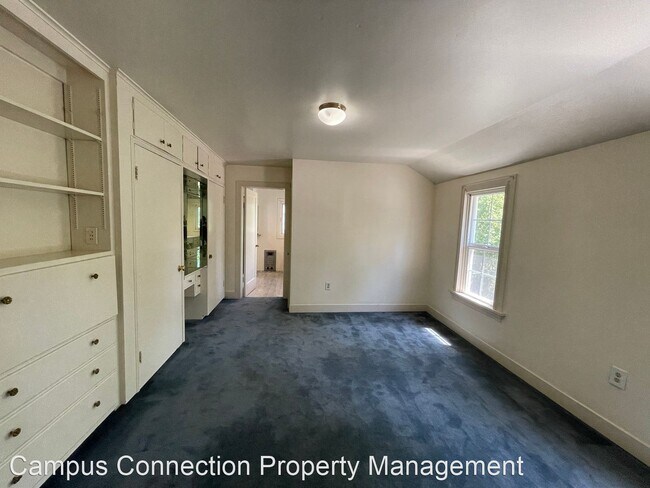 Building Photo - 4 br, 2 bath House - 1257 E. 19th Ave