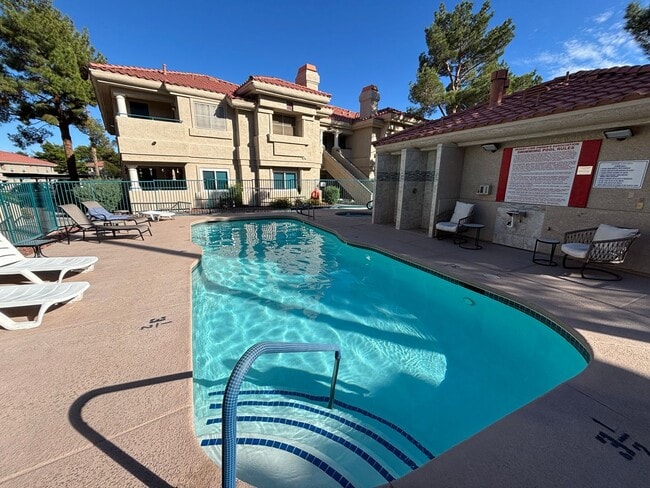 Building Photo - Charming 2 Bed/2Bath Condo nestled in this beautiful Green Valley Community! — Enjoy Rent-Free Ho...