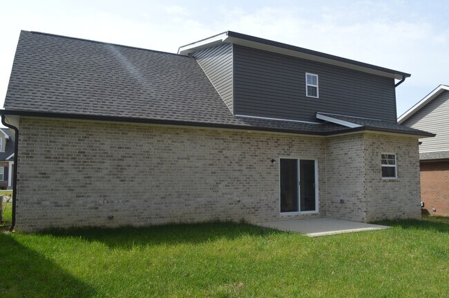Building Photo - 1430 Village Lp