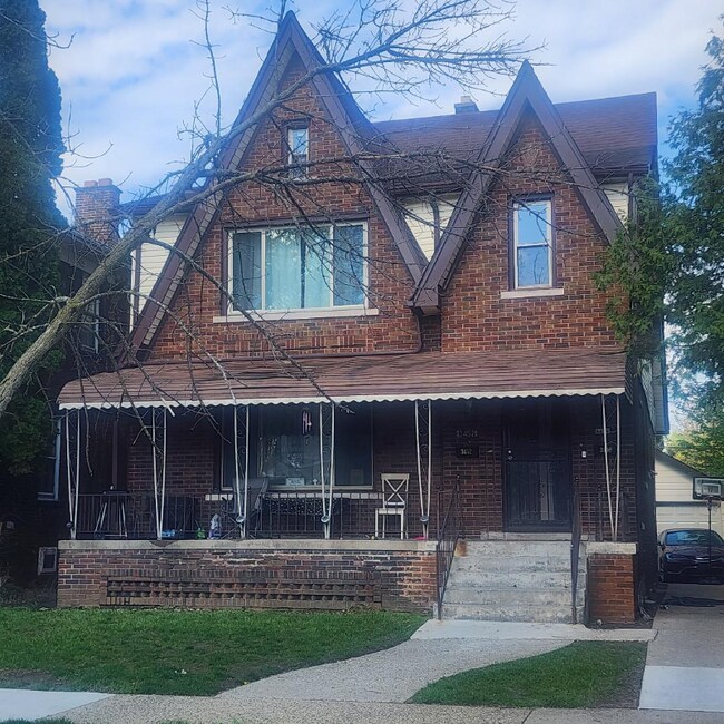 Primary Photo - 3450 Devonshire Rd