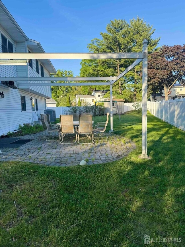 Building Photo - 5 Timothy Ct
