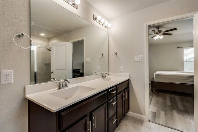 Building Photo - 18403 Grayson Blf Wy