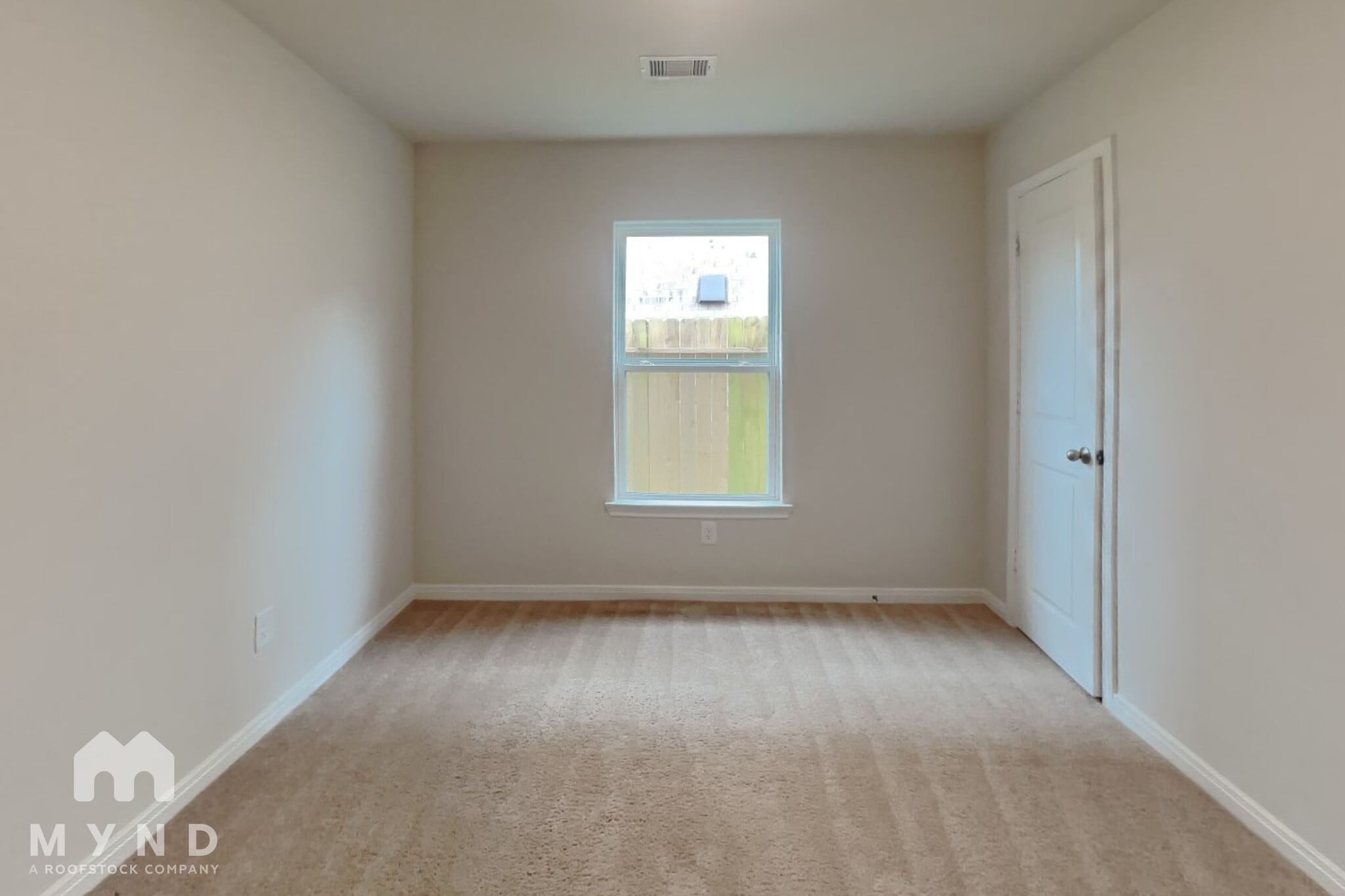 Building Photo - 10397 Sweetwater Creek Dr