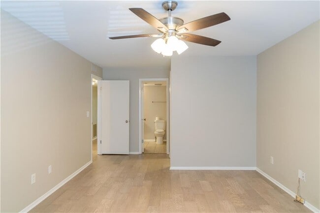 Building Photo - 72 Fair Haven Way