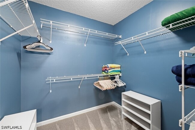 Building Photo - 6900 Dennis Cir