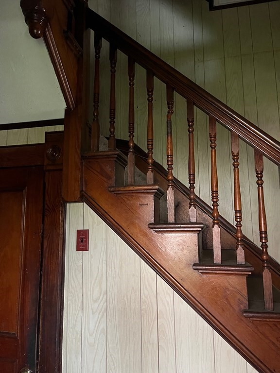 Building Photo - 336 Parker St