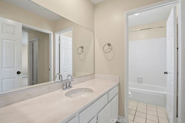 Building Photo - 2151 Camino Laurel
