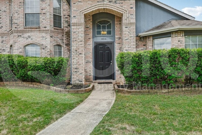 Building Photo - 804 Squire Ct