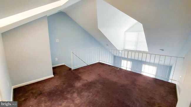 Building Photo - 8709 Ravenglass Way