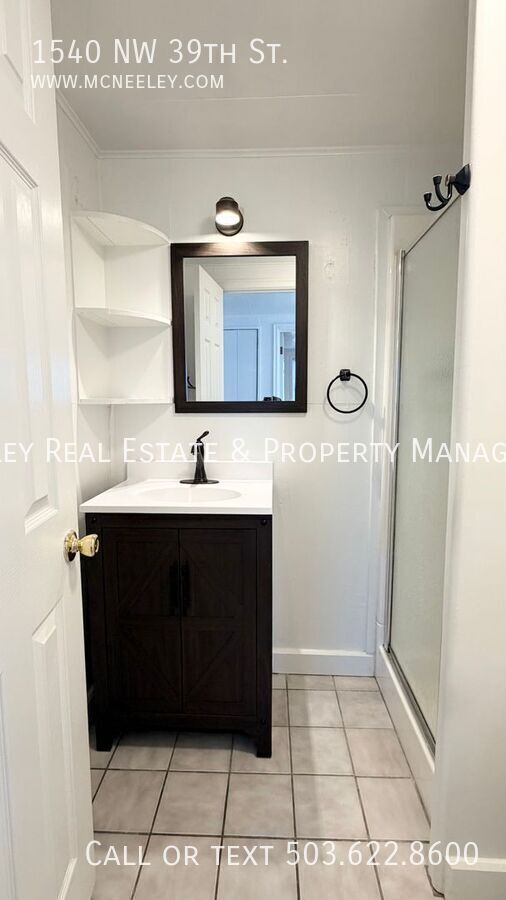 Building Photo - 1540 NW 39th St