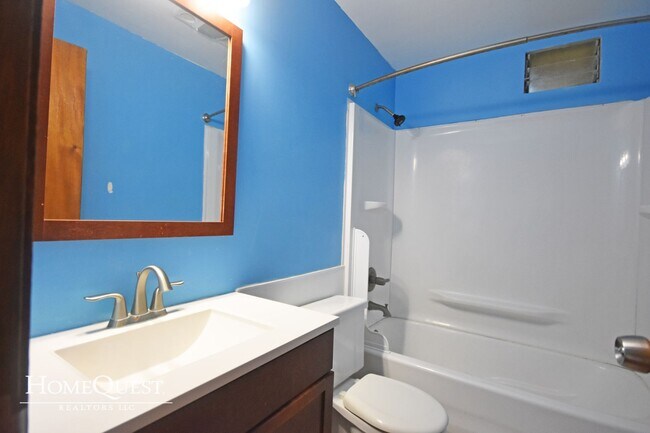 Building Photo - Large 4BR/2.5BA Home with a View!  $3600/mo